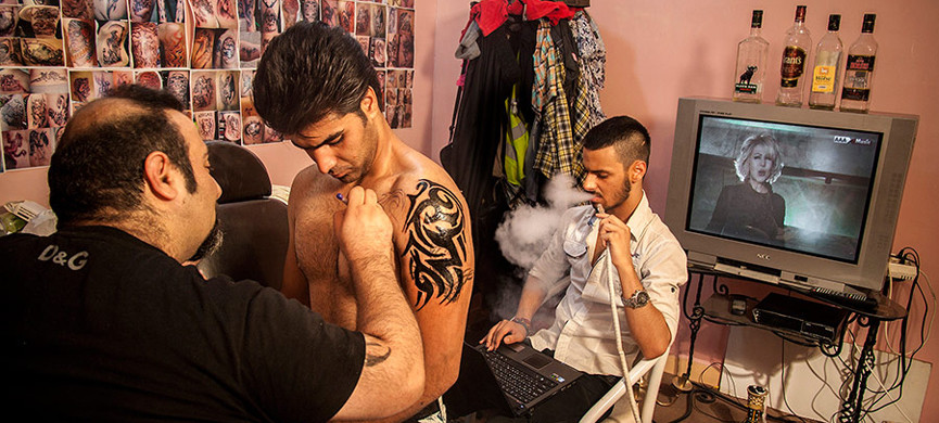 Тату-салон в Тегеране