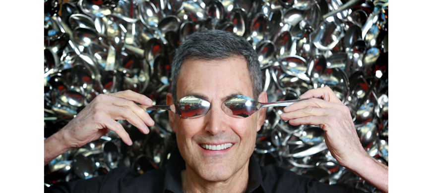 Ложки Ури любит только свои