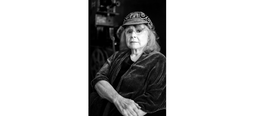 Работать Лори продолжала до самой смерти