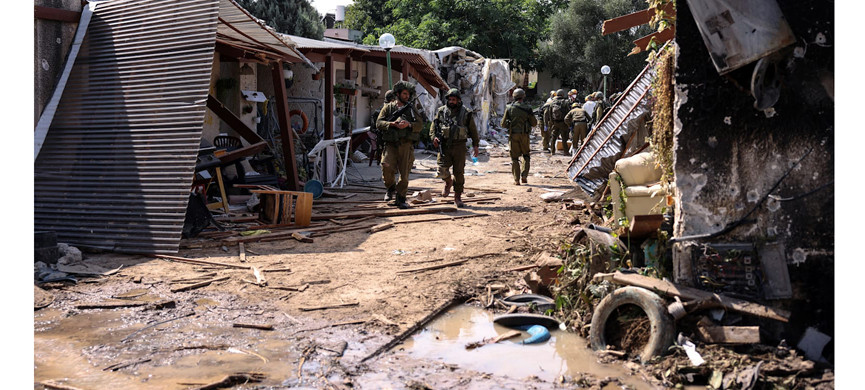 Кадры разрушенной Кфар-Азы