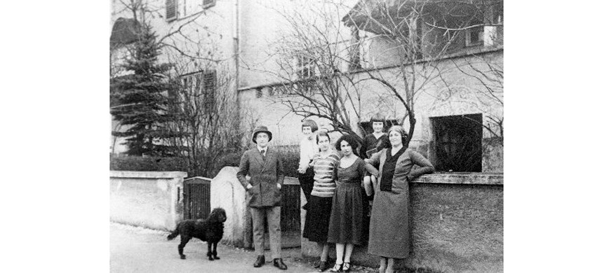 В Дахау писатель попал, посетовав на инфляцию