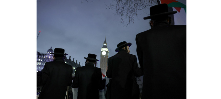 После угроз раввина Лидса взяли под охрану