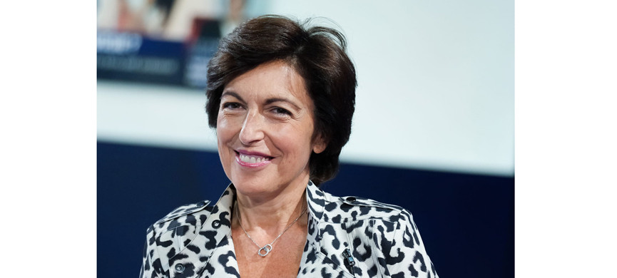 Телеведущая Рут Элькриф стойко противостоит угрозам антисемитов