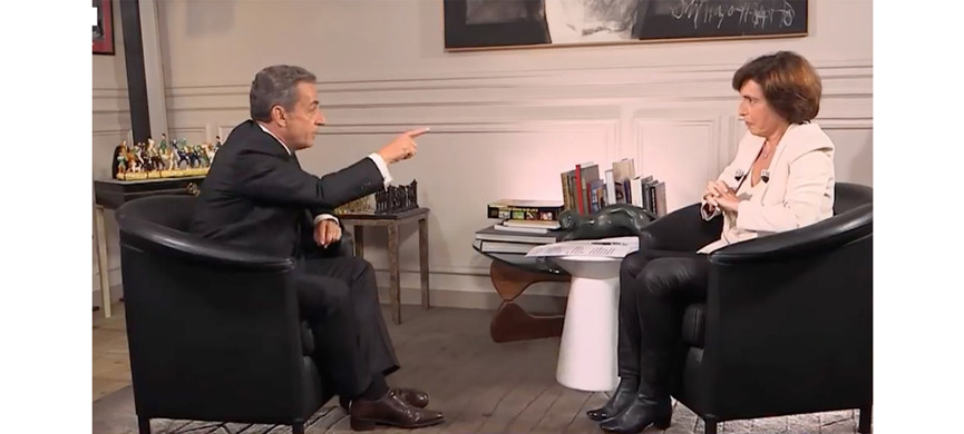 Элькриф известна своими острыми интервью с политиками