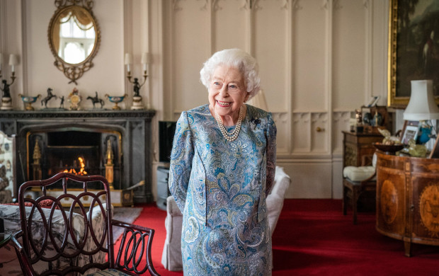 <p>WINDSOR, ENGLAND - APRIL 28: Queen Elizabeth II attends an audience with the President of Switzerland Ignazio Cassis (Not pictured) at Windsor Castle on April 28, 2022 in Windsor, England. (Photo by Dominic Lipinski - WPA Pool/Getty Images) *** BESTPIX ***</p>