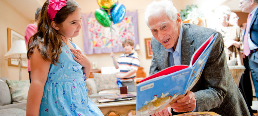 <p>08grinspoon - Harold Grinspoon delivers 3 millionth book through PJ Library, which his foundation supports. (Harold Grinspoon Foundation)</p>