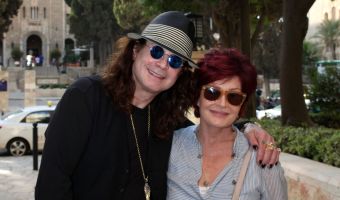 ozzy_and_sharon_osbourne_at_jerusalems_ymca_building_credit_sasson_tiram.jpg